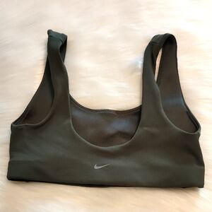 Nike alate Sports Bra